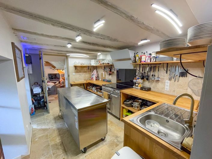 Image No.15-6 Bed House for sale