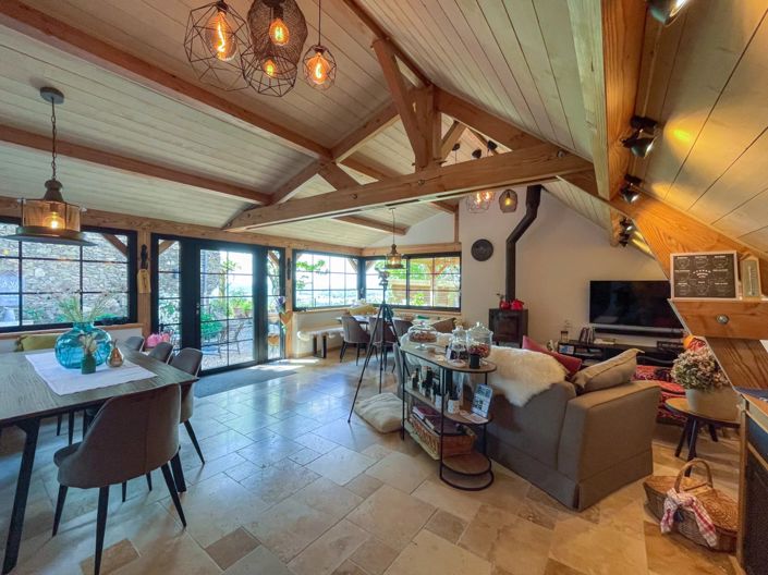 Image No.4-6 Bed House for sale