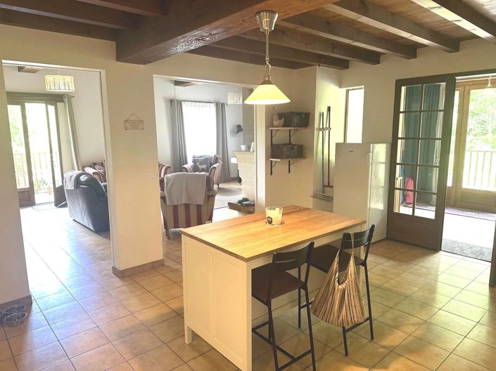 Image No.6-3 Bed House for sale