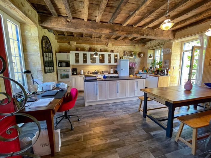 Image No.13-7 Bed House for sale