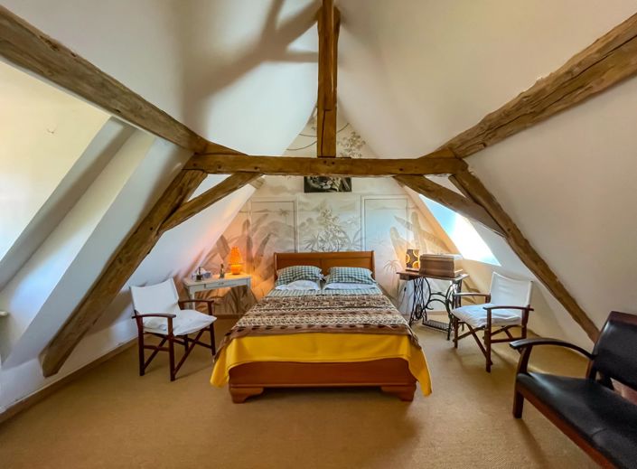 Image No.9-7 Bed House for sale