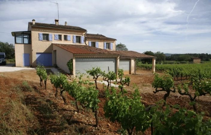 Image No.5-Maison de 8 chambres à vendre à Cotignac