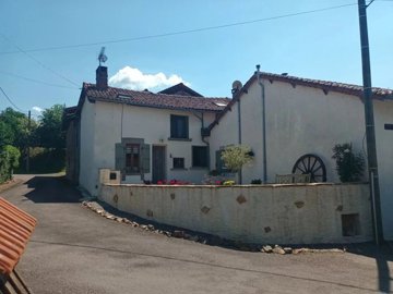 2 Bed Village House for sale