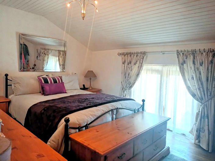 Image No.5-2 Bed Village House for sale