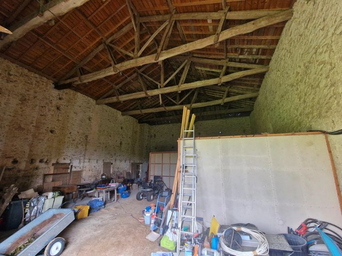 Image No.9-2 Bed House for sale