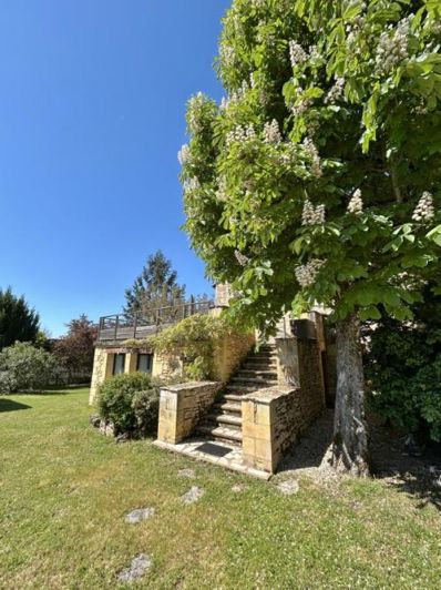 Image No.6-4 Bed House for sale