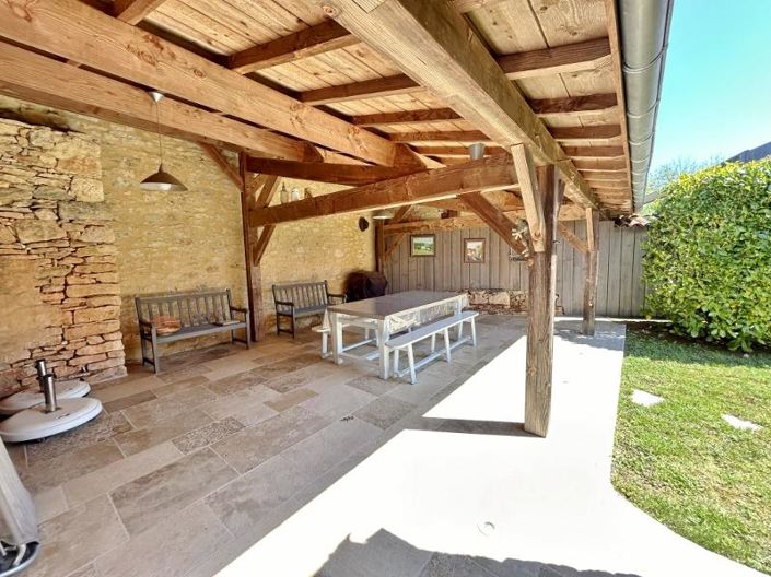 Image No.7-4 Bed House for sale