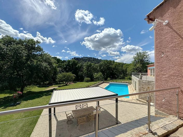 Image No.3-10 Bed House for sale