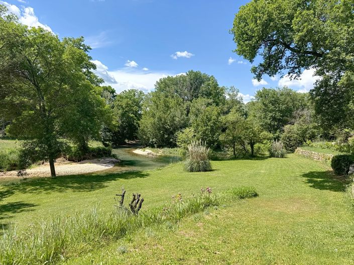 Image No.5-10 Bed House for sale