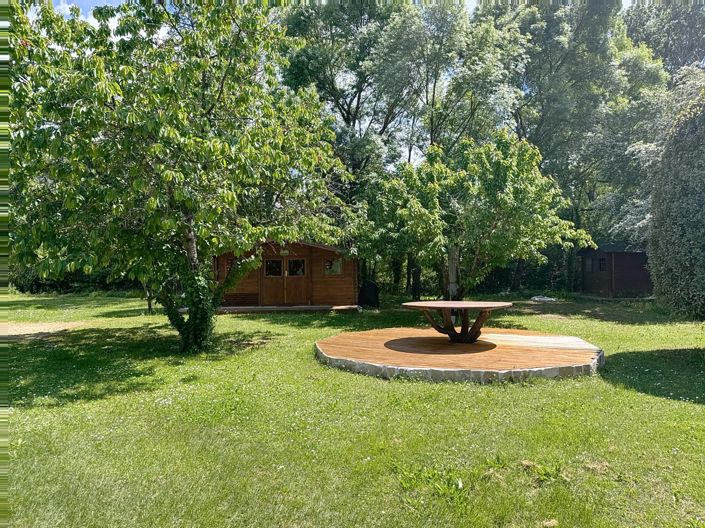 Image No.11-10 Bed House for sale