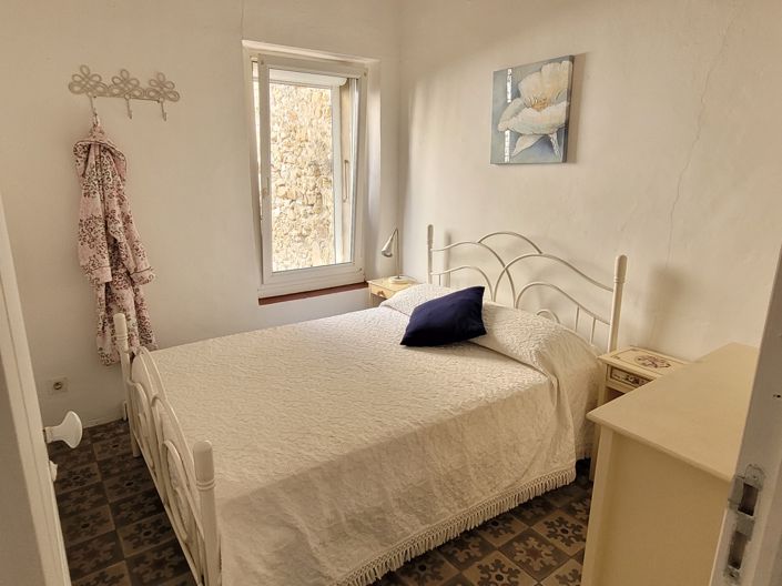 Image No.12-3 Bed House for sale