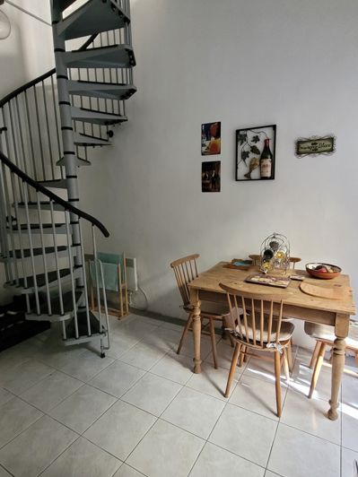 Image No.8-3 Bed House for sale