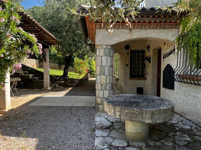 Image No.1-5 Bed House for sale