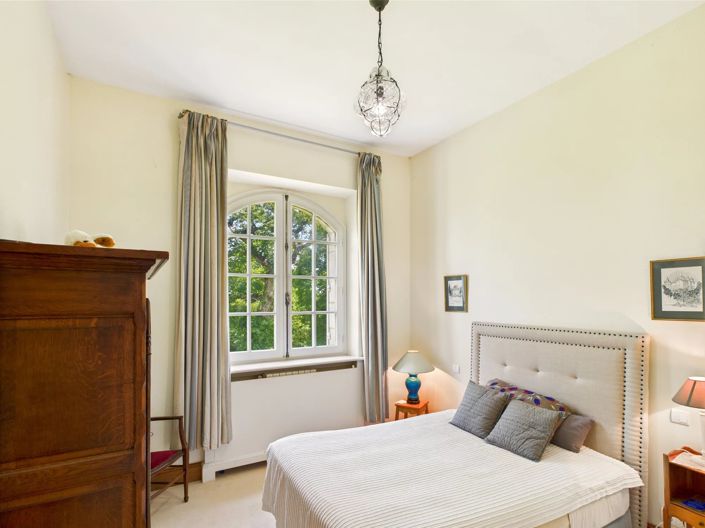 Image No.11-6 Bed House for sale