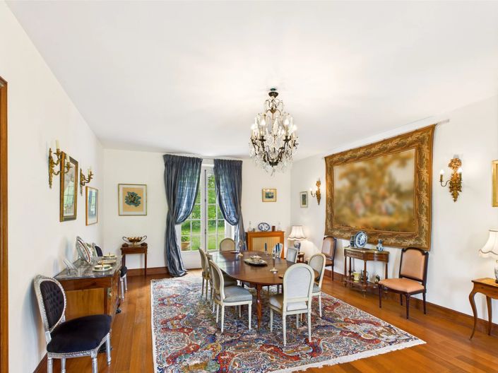 Image No.2-6 Bed House for sale