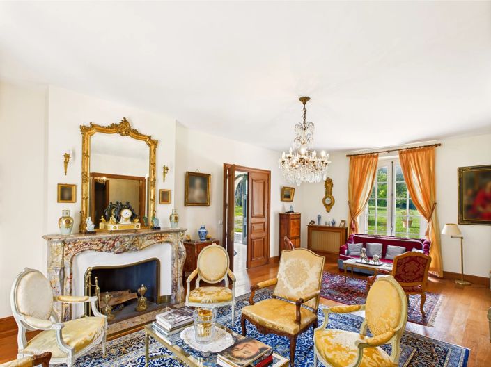 Image No.3-6 Bed House for sale