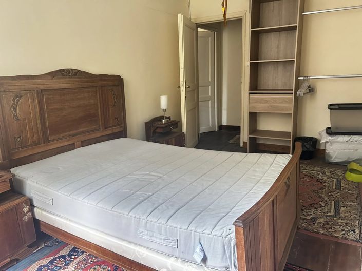 Image No.10-5 Bed House for sale