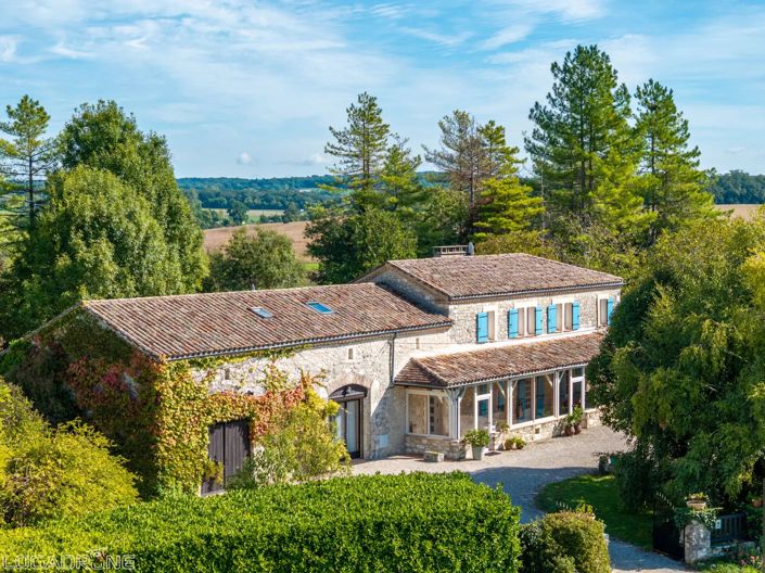 Image No.1-5 Bed House for sale