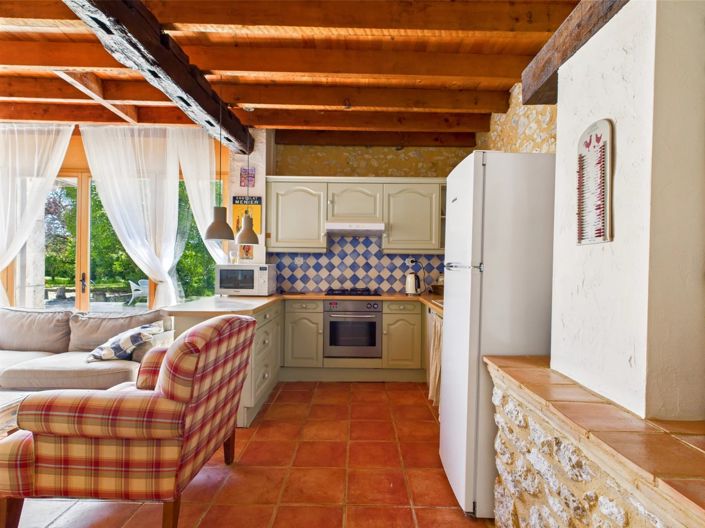 Image No.11-5 Bed House for sale