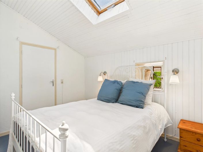 Image No.13-5 Bed House for sale