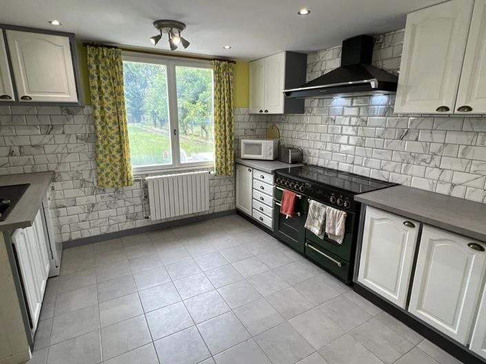 Image No.3-3 Bed House for sale