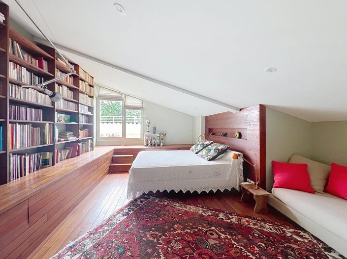 Image No.13-4 Bed House for sale