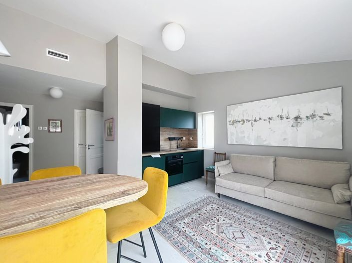 Image No.15-4 Bed House for sale