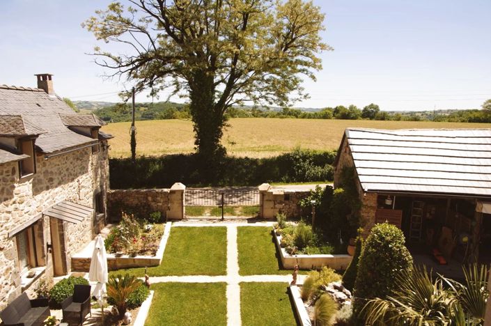 Image No.12-5 Bed House for sale