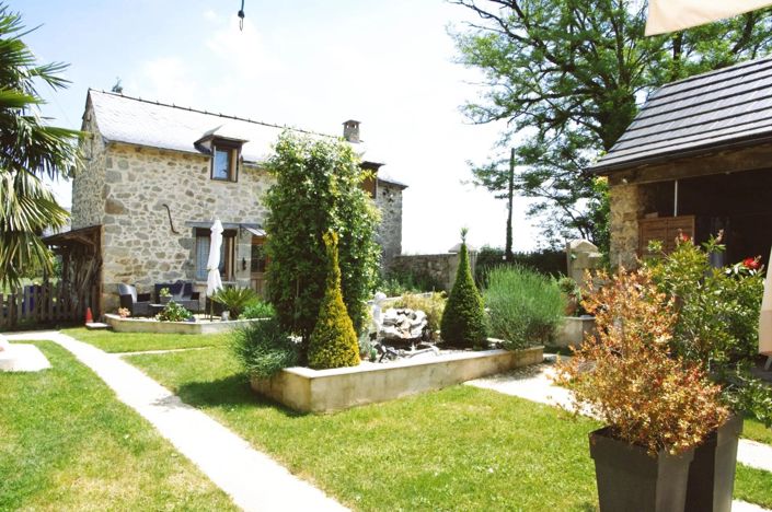 Image No.6-5 Bed House for sale