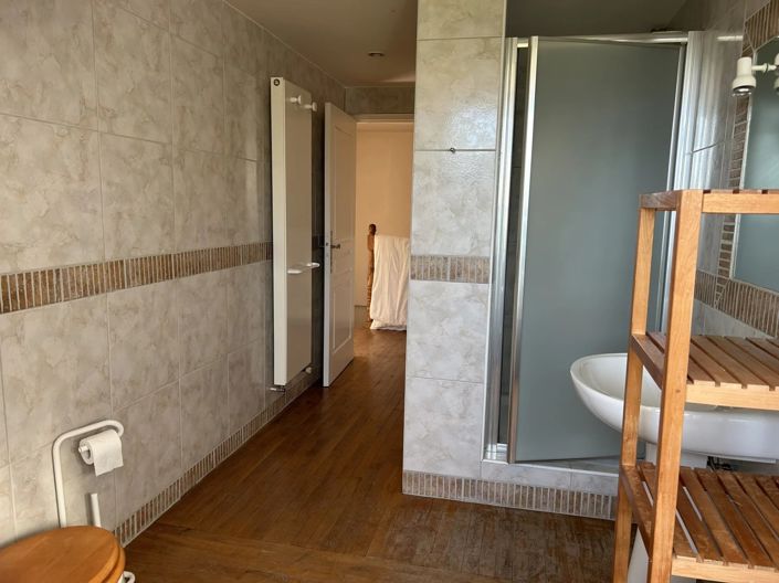 Image No.12-3 Bed House for sale