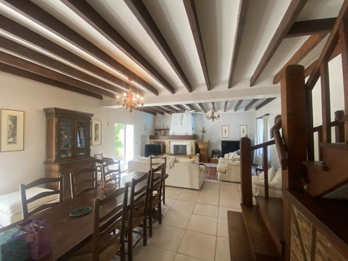 Image No.3-4 Bed House for sale