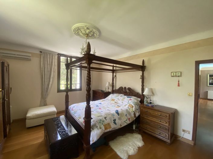 Image No.4-4 Bed House for sale