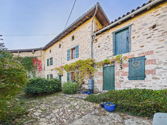 Image No.1-3 Bed House for sale