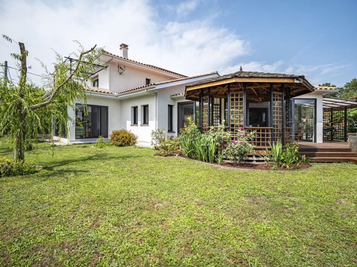Image No.1-3 Bed House for sale
