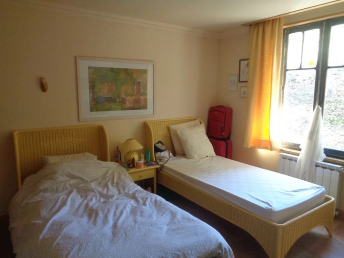 Image No.11-7 Bed House for sale