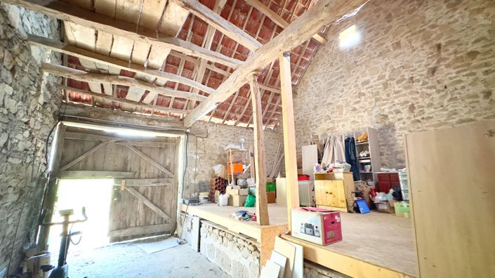 Image No.10-1 Bed House for sale