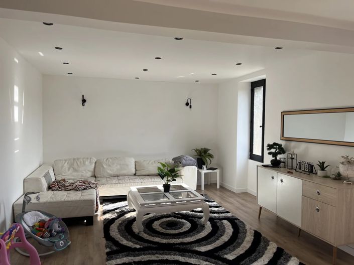 Image No.7-3 Bed House for sale