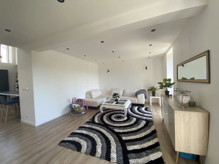 Image No.5-3 Bed House for sale