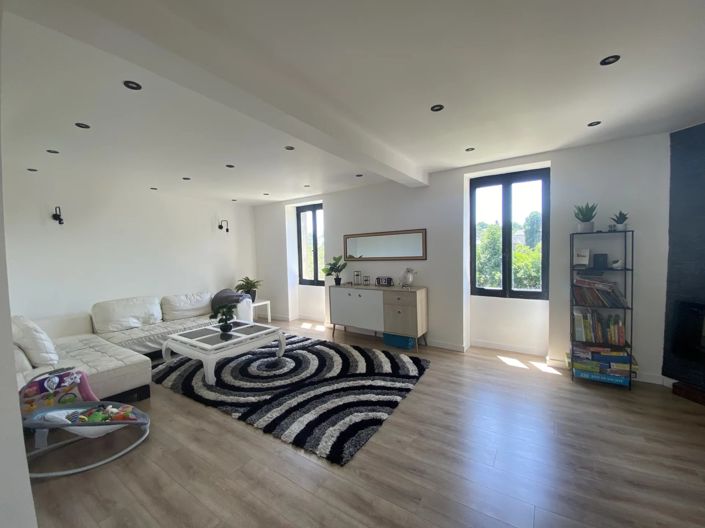 Image No.6-3 Bed House for sale