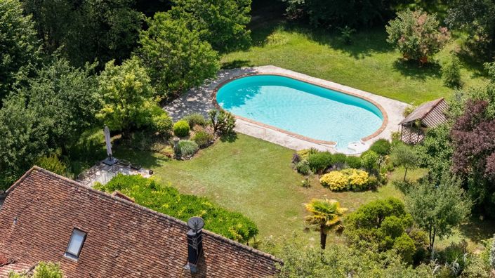 Image No.2-4 Bed House for sale