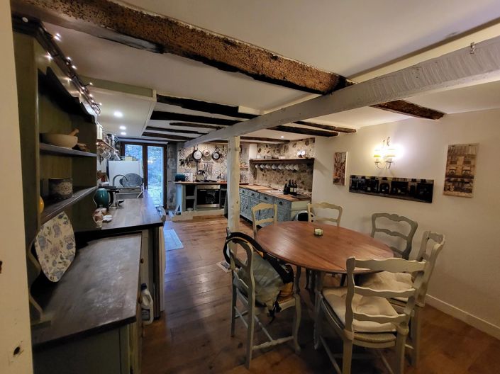 Image No.5-5 Bed House for sale