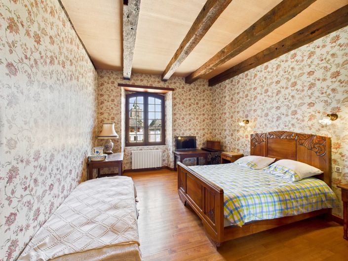 Image No.11-3 Bed House for sale