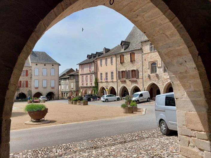 Image No.15-3 Bed House for sale