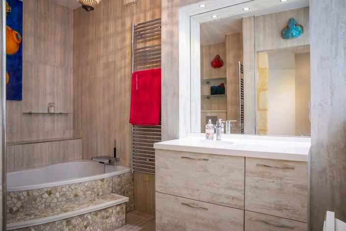 Image No.12-5 Bed House for sale