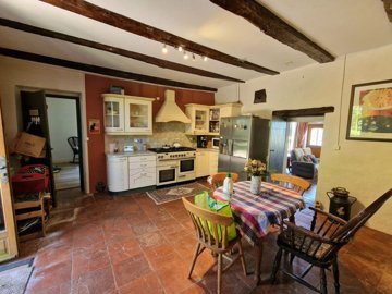 cc918b67f649e21a43b6e4838f9d7d0048a1808d7b383