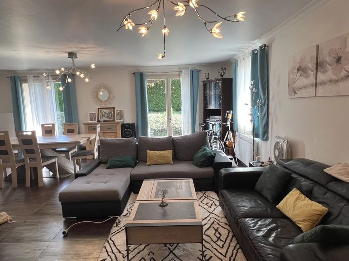 Image No.8-4 Bed House for sale