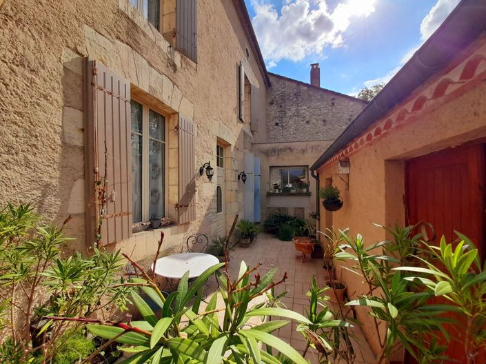 Image No.11-4 Bed Village House for sale