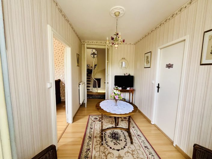 Image No.8-4 Bed Village House for sale