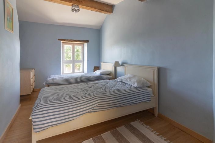 Image No.11-4 Bed House for sale