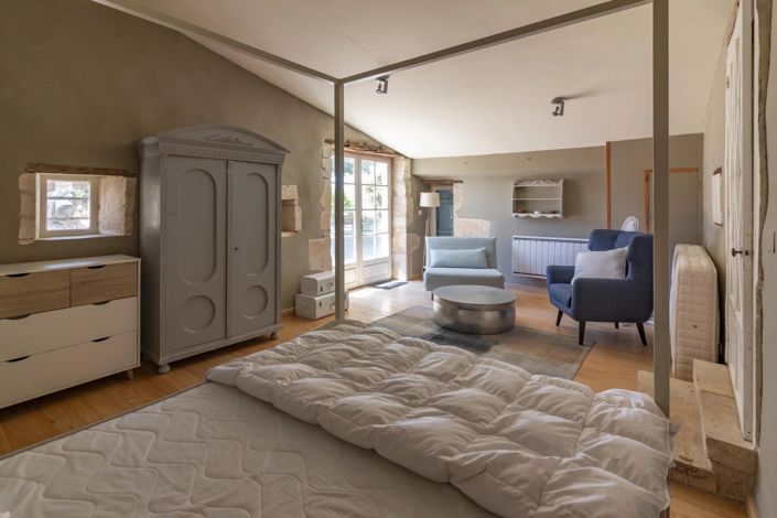 Image No.13-4 Bed House for sale